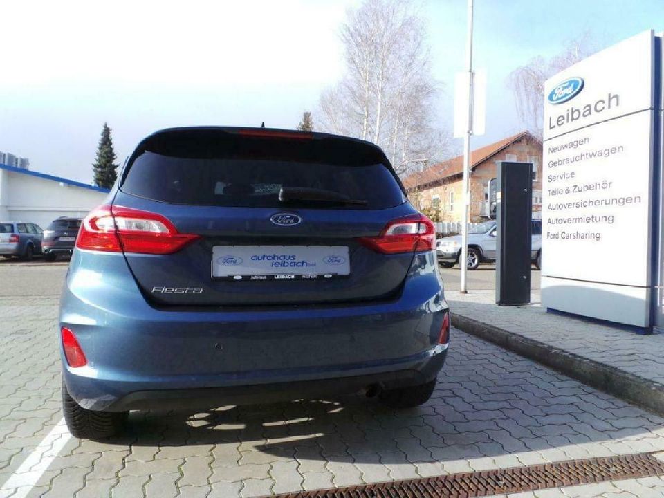 Ford Fiesta 5 t. Titanium, Navi, Winter Paket in Rülzheim