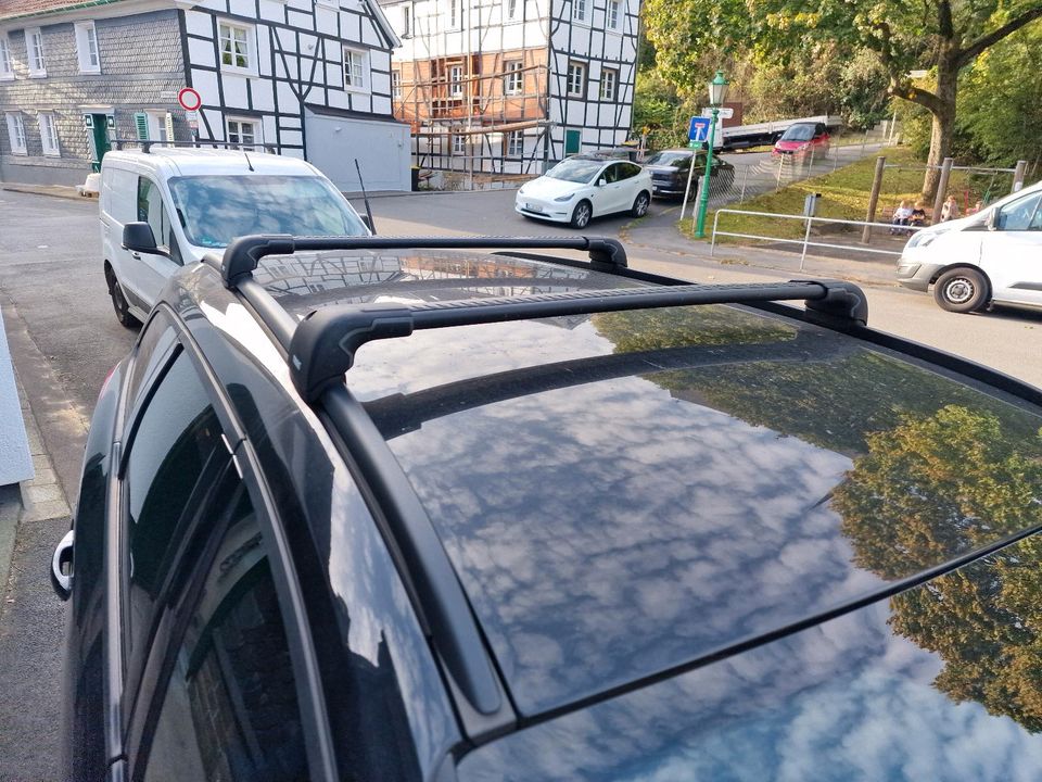 Thule WingBar Edge Black in Wuppertal