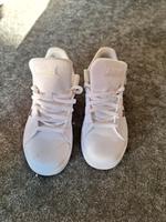 adidas turnschuh/sneaker Nordvorpommern - Landkreis - Prohn Vorschau