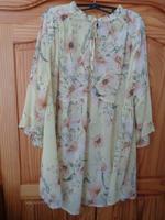 inkl. Versand, Gr. XL, H&M, schöne Sommerbluse m Mohnblumen, gelb Berlin - Spandau Vorschau