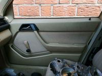 Mercedes 124 Türverkleidung Velour Creme Beige Champignon Nordrhein-Westfalen - Straelen Vorschau