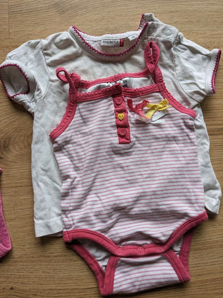 Body kurzarm Sommer Mädchen 5 Stück Größe 62/68 rosa,gelb,pink in Malsch