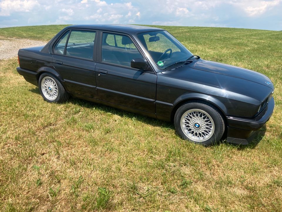 BMW E30 318i (auch Tausch gegen Manta/ Ascona B) in Wangen im Allgäu