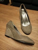 Damenschuhe Pumps mit Keilabsatz, beige Hessen - Ebsdorfergrund Vorschau