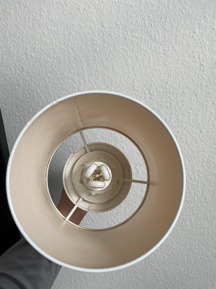 Schöne Vintage Tischlampe – Retro Design aus den 60ern/70ern in Chemnitz