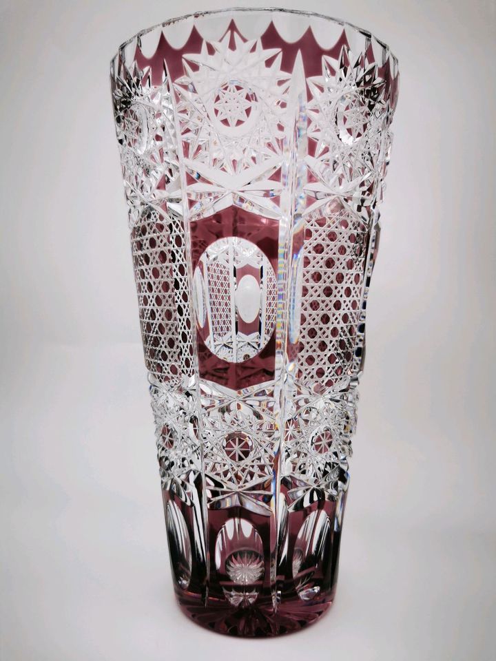 Kristallglas Vase Rot Blumenvase Überfang Römer-Glas Alt Antik in Herne