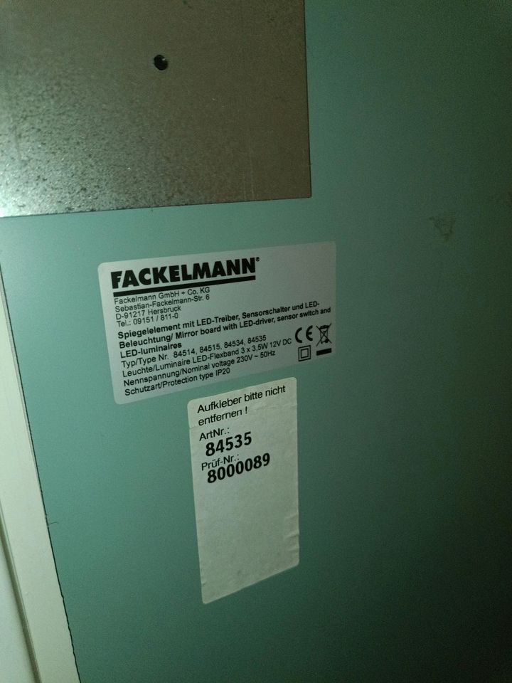 Badezimmerspiegel/ Spiegel mit Beleuchtung / Fackelmann in Himmelpforten