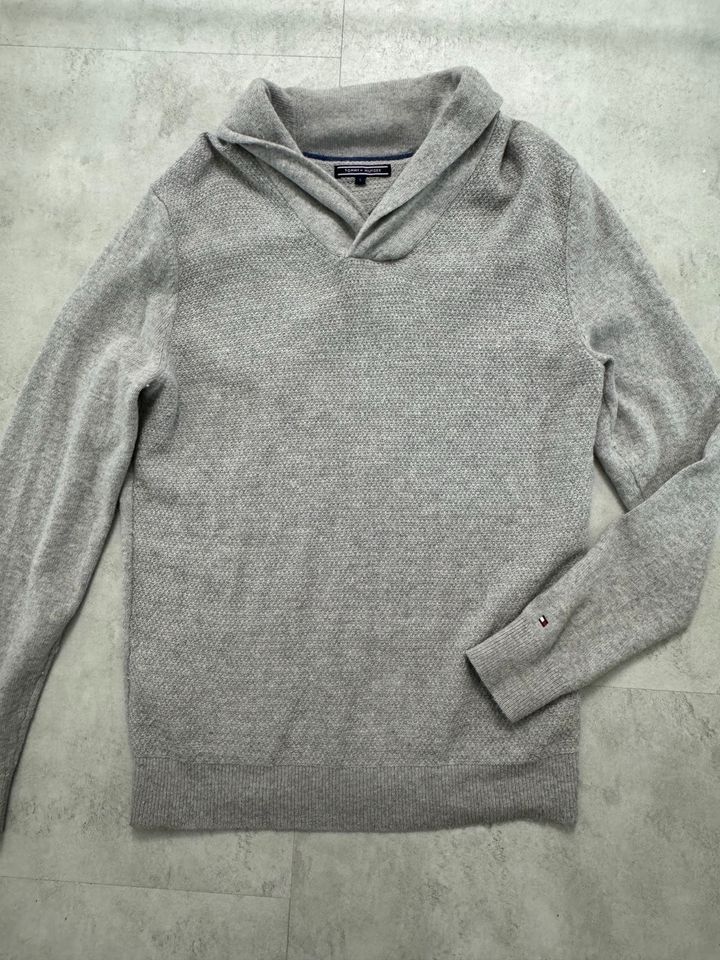 Tommy Hilfiger Pullover Herren Gr. L in Bergen auf Rügen