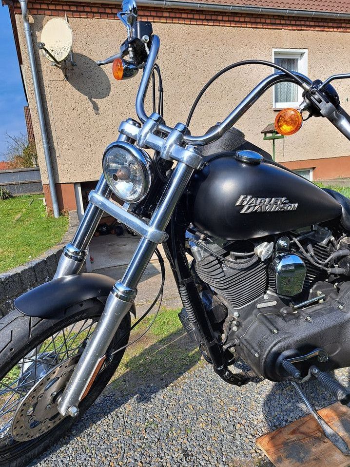 Harley Davidson Dyna Street Bob (FXDB) in Klütz