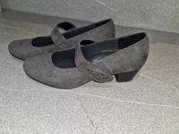 Schöne Wildleder - Pumps von easy Street in Grau Gr. 37,5 / 4,5 Hamburg-Nord - Hamburg Barmbek Vorschau