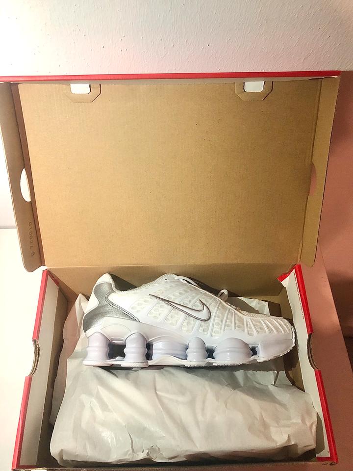 Nike Shox Tl Weiß Metallic Silber | EU: 40,5 / US: W 9/M 7,5 in Berlin