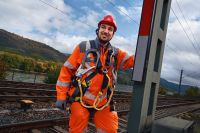 Dein Einstieg bei der Deutschen Bahn als Mitarbeiter:in in der Instandhaltung oder Quereinsteiger:in als Zugverkehrssteuerer (w/m/d) in Lüneburg Niedersachsen - Lüneburg Vorschau