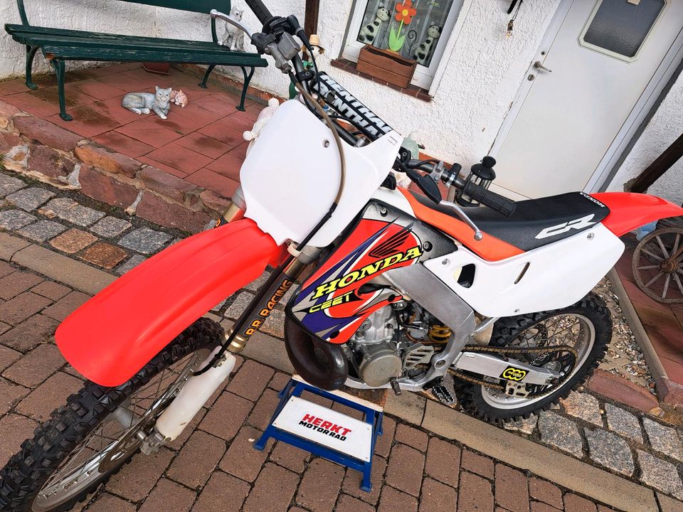 Honda CR 250 ccm 1998 2 Takt KX RM YZ in Meisdorf