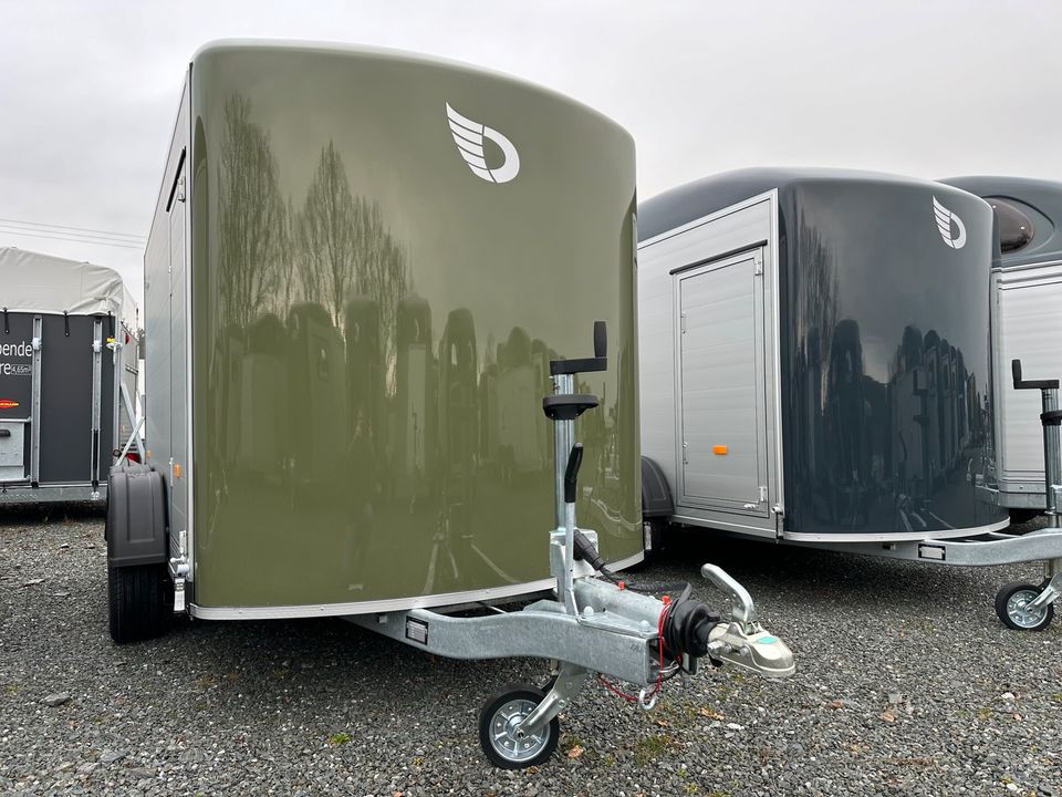 ⭐Kofferanhänger Debon Roadstar C500⭐Alu 2600kg Tempo100 Seitentür Aluboden Natural Green NEU & SOFORT VERFÜGBAR Fahrzeugtransporter Motorradanhänger Geschlossner Kastenanhänger in Pirk