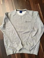 Champion Sweater hellgrau Größe M Nordrhein-Westfalen - Iserlohn Vorschau