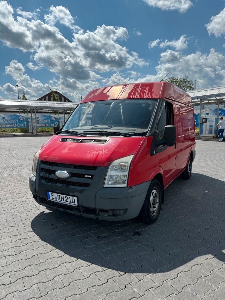 Transporter mieten / Sprinter leihen / Bulli / Umzug / Anhänger in Essen