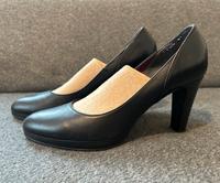 Varese Pumps Größe 39 Hessen - Oberursel (Taunus) Vorschau