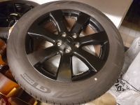 Mitsubishi Sommerreifen + Felgen 225/55R 18 (fast neu) 4 mal Nordrhein-Westfalen - Olpe Vorschau