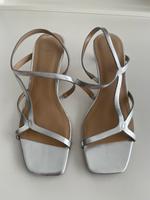 H&M Sandaletten Gr. 38 silber Absatz 5 cm Hessen - Groß-Umstadt Vorschau