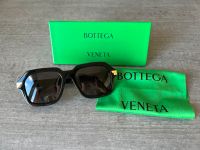 Bottega Veneta Sonnenbrille BV1123S schwarz/grau Wiesbaden - Nordenstadt Vorschau