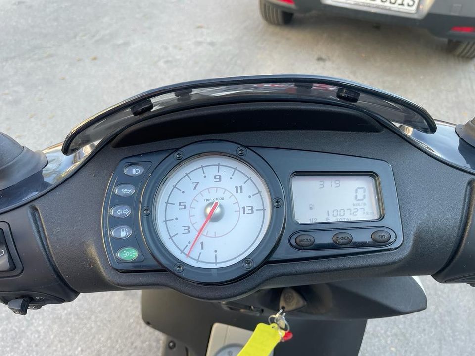 Piaggio NRG C45 MOFA Roller 25 km/h mit 45er und Mofa Papiere in München