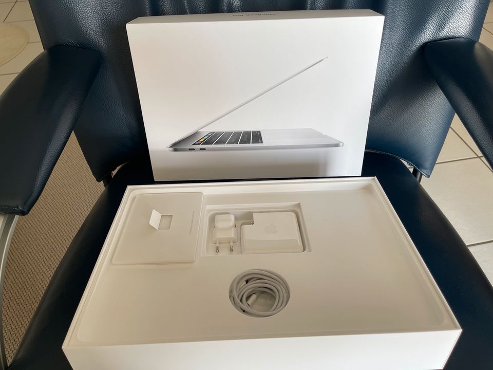 Apple MacBook Pro  15“, 2016 Silber in Altenberge