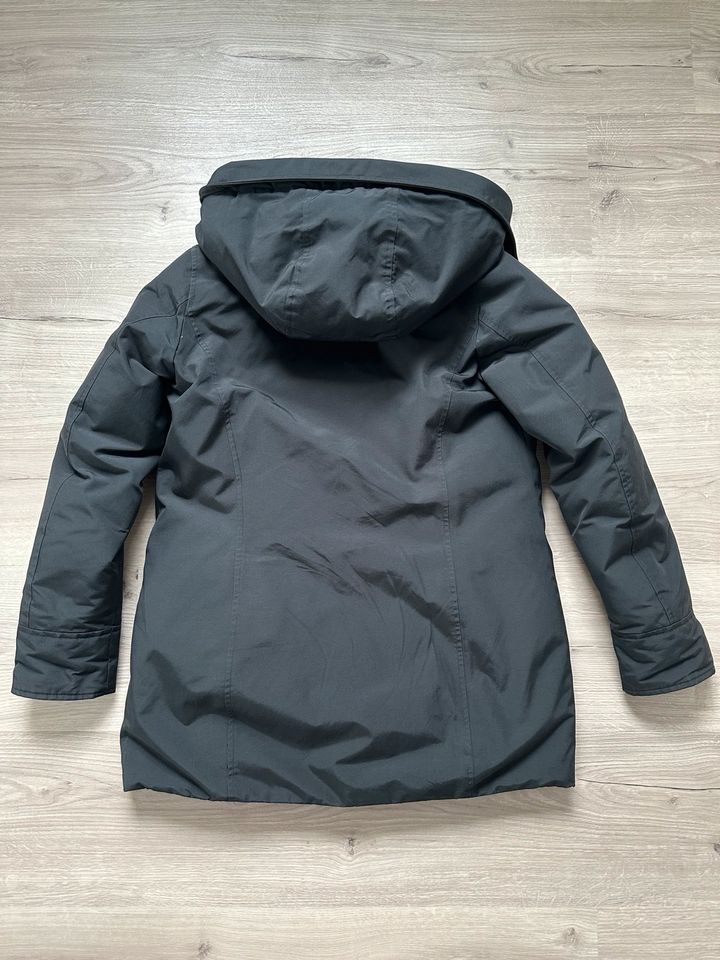 Woolrich Arctic Parka Damen slim fit schwarz Größe S in Ergolding