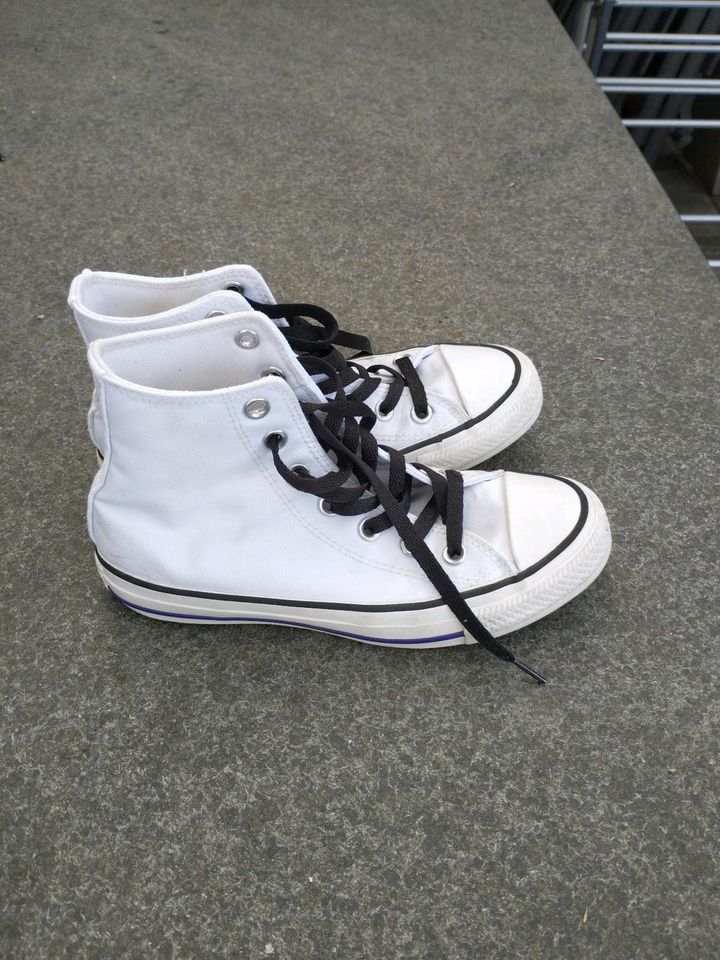 Converse weiß Gr. 35 in Oberhausen