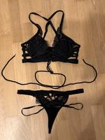 Hunkemöller Bellini Set schwarz 75 C Slip S Niedersachsen - Hameln Vorschau