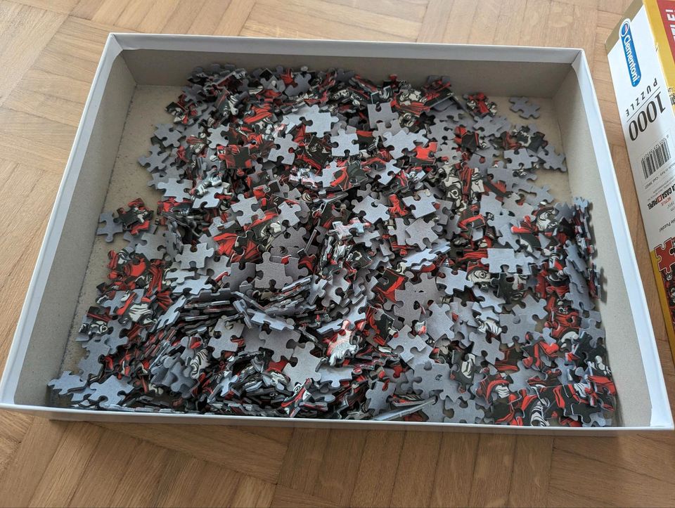Haus des Geldes Impossible Puzzle 1000 Teile extrem schwer in Essen