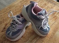 *** wunderschöne Baby Mädchen NIKE Turnschuhe *** Gr 21 TOP Hessen - Griesheim Vorschau