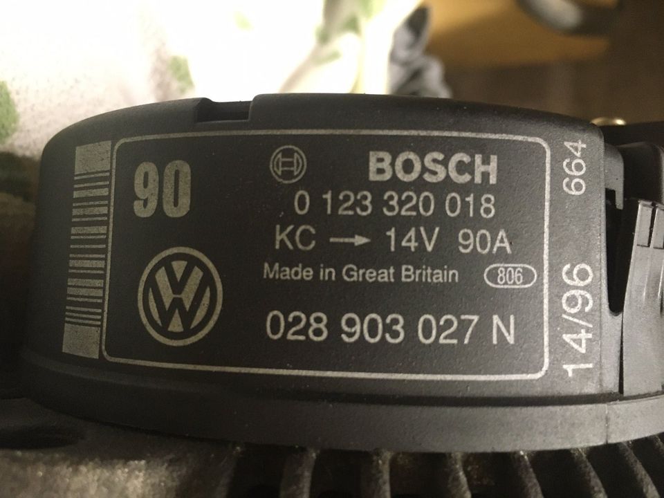 Lichtmaschine 90A VW (aus T4) 0123320018 - defekt in Berlin