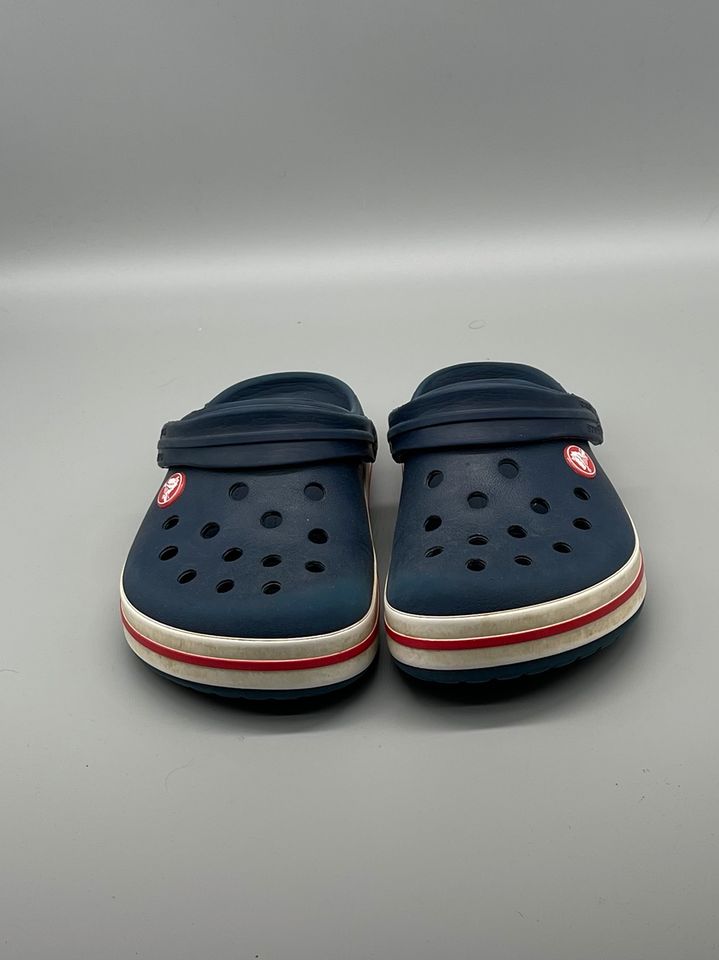 Crocband (TM) Kids navy/red in der Göße J1 (32-33) in Eppstein