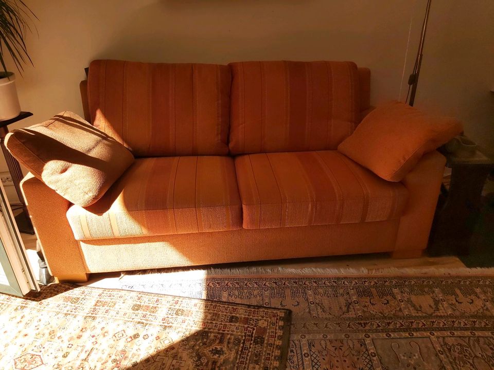 2 xWohnzimmer Sofa gebraucht in Hamburg