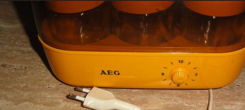 Biojoghurt selber machen  AEG Joghurtbereiter mit 6 Schraubgläser in Nürtingen