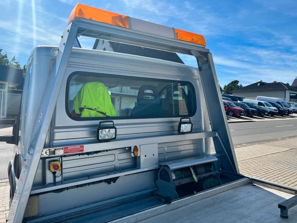 Peugeot BOXER 3.0 Abschleppwagen Verschiebeplateau in Nideggen / Düren