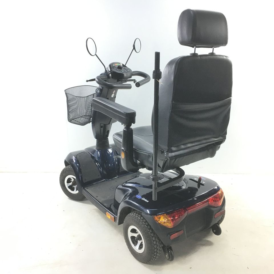 Invacare Orion Elektroscooter 6 km/h Elektromobil  E-Scooter Akkus Neu in Warsow