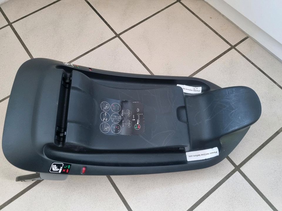 Cybex Aton B2 I-Size mit Base One Isofix Station in Vreden