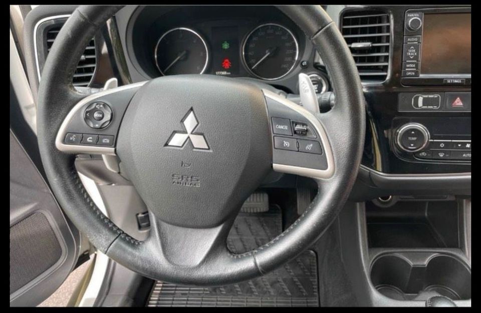2015 Mitsubishi Outlander Automatik ⚙️ 4WD ClearTec in Hanau