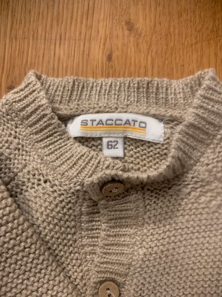 Staccato Weste/Cardigan/ Strick Gr. 62 beige in Greimerath bei Trier