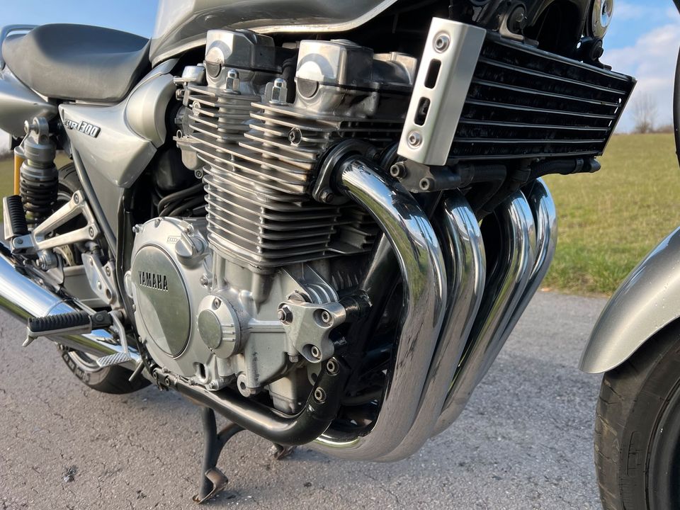 Yamaha XJR 1300 aus 1. Hand in Höxter