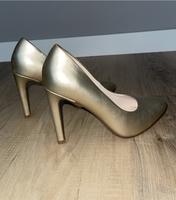 Pumps gold Nordrhein-Westfalen - Brüggen Vorschau