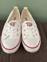 Converse Ballerinas weiß 37 Niedersachsen - Stelle Vorschau
