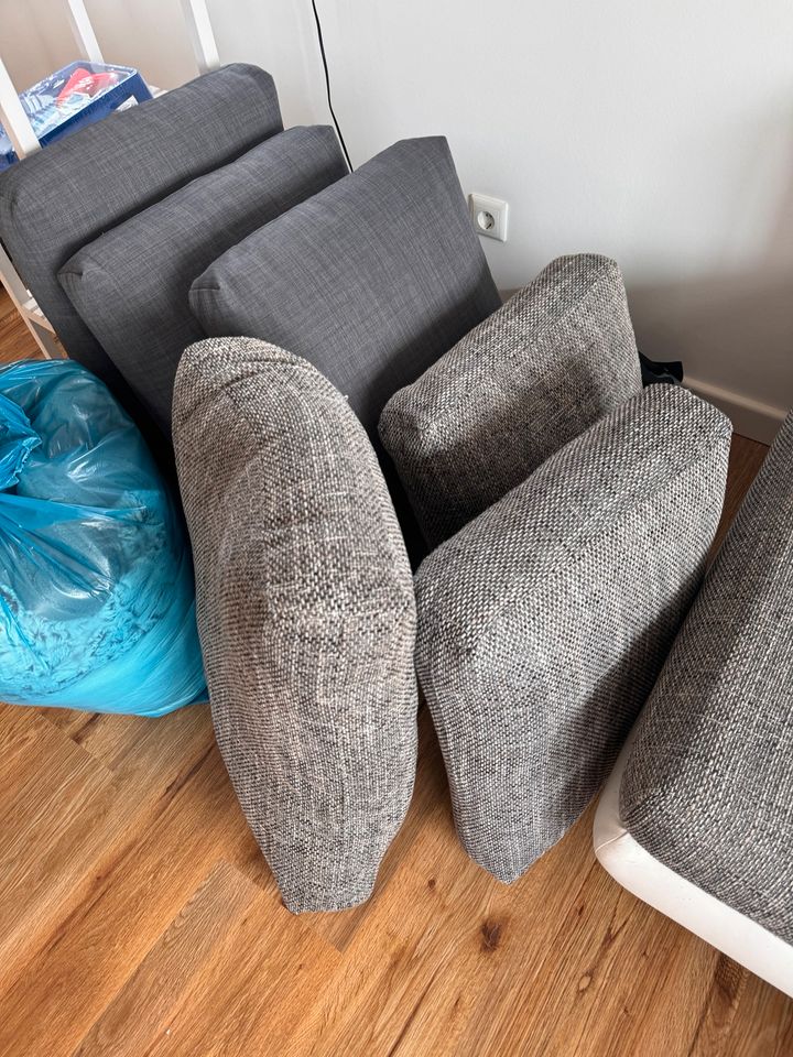 L couch weiss/grau in Oberkrämer