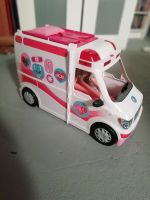 Barbie Krankenwagen mit 2 Personen Nordrhein-Westfalen - Goch Vorschau