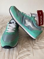 Sneaker  36 Neu mit Etikett. Damen/Mädchen Leder Obergiesing-Fasangarten - Obergiesing Vorschau