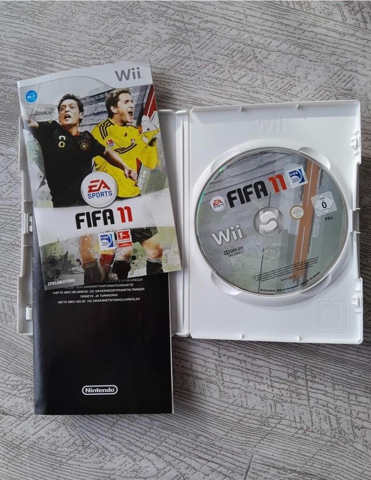 Nintendo Wii Spiel, Videospiel FIFA 11 in Bielefeld