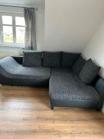 Schwarzen Stoff Sofa mit Kissen Niedersachsen - Winsen (Luhe) Vorschau