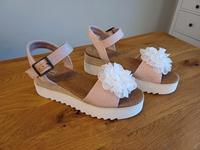 Plateausandalen von Toms Gr. 40 als Braut-Ersatzschuhe Nordrhein-Westfalen - Herford Vorschau