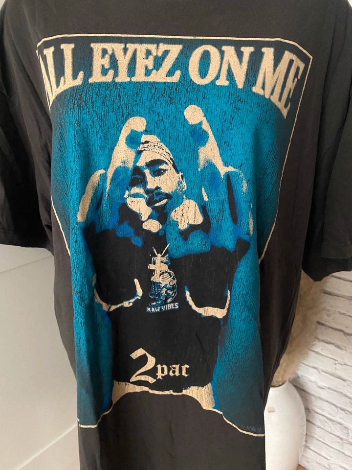 Tupac Tshirt Bershka in Duisburg